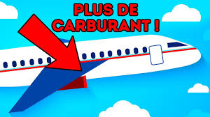 Le simulateur de vol sur avion de ligne (d'une marque bien connue) mesure 3,50 mètres de large et 3 mètres de long. Un Avion Est Tombe En Panne De Carburant A 12 500 Metres D Altitude Youtube