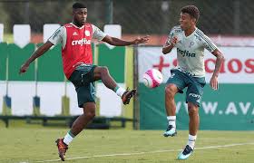 What is this message about? Emerson Santos Chega A Porto Alegre Para Realizar Exames E Assinar Com O Inter Futebol Ge