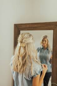 3 Easy Hairstyles With Josie Balka In 2020 Easy Hairstyles Face Hair Hair Styles