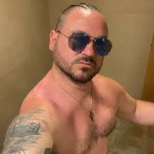 Sam Nuttall (@Samerinio)