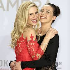 Come ti descriveresti in tre aggettivi? Michelle Hunziker Ist Tochter Aurora Ramazzotti Schwanger Gala De