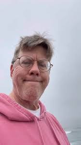 David Knell's Instagram, Twitter & Facebook