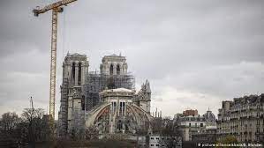 Notre dame de paris , the international musical spectacular that has captivated over 13 million people in 23 countries, makes its new york debut at faithful to victor hugo's classic novel, notre dame de paris tells in a grand scale the emotionally charged love story of the hunchbacked. Kathedrale Notre Dame Noch Nicht Gerettet Aktuell Europa Dw 05 01 2020