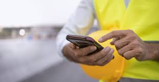 Now, we should note that if you came here looking for general contractor salaries (or independent contractor salaries), this last statistic factors in a couple things that you should know. What Is The Average Salary For A General Contractor Fieldwire