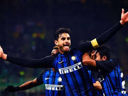 Questo è quanto si apprende da sky che spiega come il difensore nerazzurro abbia raggiunto l'intesa con il club nerazzurro. Inter Brozovic E Ranocchia Presenti Anche Sugli Spalti Foto
