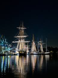 Les Grands Voiliers Au Vieux Port De Montreal Old Sailing Ships Tall Ships Canadian Travel