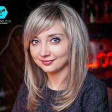 What is the cost and experience of taking a helicopter down from Everest  Base Camp?