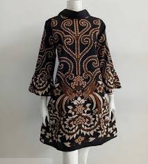 Model baju tunik untuk wanita gemuk. 40 Model Tunik Batik Kerja Kombinasi Terbaru 2021