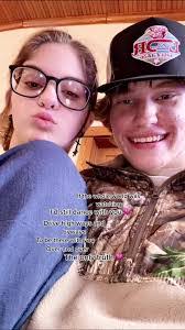 Amber Redfearn's Instagram, Twitter & Facebook