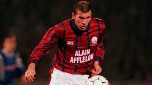Zinedin zidan — panthagana afrocubana 04:30. Die Superstars Der Ligue 1 Zinedine Zidane Goal Com