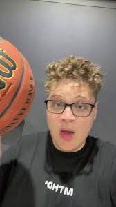 orangie (@orangieyt)