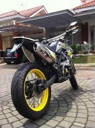 Klx 250, modif klx, modif klx astrea, modif klx trail, harga kawasaki klx 150 modif supermoto youtube, scorpio modif supermoto, yamaha x 82 gambar motor trail klx modif modifikasi trail via expomodiftrail.blogspot.com. Kawasaki Klx Modif Mesin Masih Standart Jual Motor Kawasaki Klx Jakarta Barat
