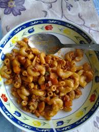 Maykaroni mau berbagi rekomendasi resep olahan makaroni yang bisa kamu buat dirumah dan pastinya buat kamu ketagihan, gampang kok. Resepi Makaroni Goreng Putih