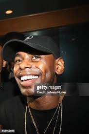 Von Smith's Instagram, Twitter & Facebook