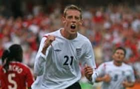 Faits saillants du match de la coupe du monde féminine de la fifa pour la 3e place entre l'angleterre et la suède. Coupe Du Monde 2006 Crouch Sauve L Angleterre Le Devoir