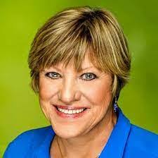 Cheryl Cusack's Instagram, Twitter & Facebook