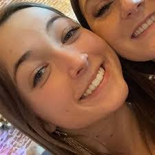 Jennifer Shealy's Instagram, Twitter & Facebook