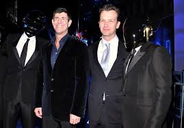 Es miembro y fundador del dúo daft punk, junto a thomas bangalter. Rich Ross Alan Bergman Guy Manuel De Homem Christo Thomas Bangalter Sean Bailey Guy Manuel De Homem Christo And Sean Bailey Photos Zimbio