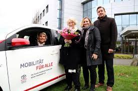 This is because almost all banks in the. Toyota Kreditbank Macht Den Kolner Kreidekreis Mobil