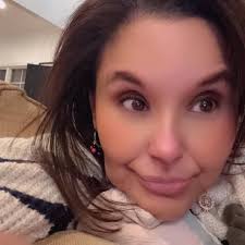 Marjorie Sinclair (@drmingpink) • Instagram photos and videos