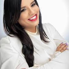 Elaine Guzman's Instagram, Twitter & Facebook