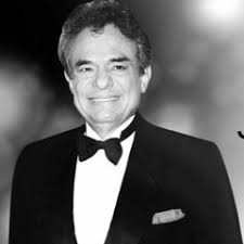 Stream Junior Almonte music