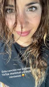 Me gustaria insultarte, pero no lo haria tan bien… como lo hizo contigo la  sabia naturaleza 😘