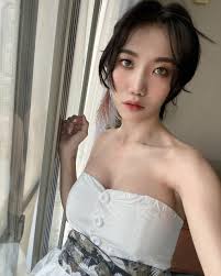 美尻No.1 永遠不敗的「伊芙蝶」上衣蓋不住E奶的巨乳蝴蝶你見過？跨越禁忌的那條線跟一起| infoHIM｜潮人生活週間