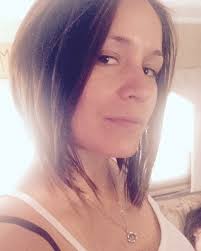 Julia Apodaca-Lane, LMSW (@julia_the_therapist.lmsw) • Instagram photos and  videos