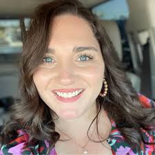 Stages.. 3 layers of oil paints and it's ready 😉 Oil, canvas 70x70cm  Original photograph by Shaun Smith