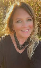 Peggy Boos's Instagram, Twitter & Facebook