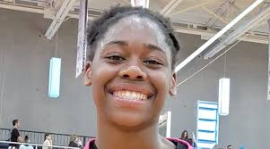 2022 TJ Showcase Inside Presence