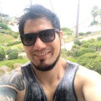 1100+ perfiles de «Eduardo Carlos»