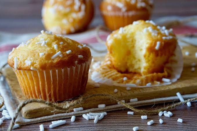 Yogurt Muffins