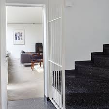 Für fliesen, platten, objekte und möbel. Terrazzoboden Trendiger Bodenbelag Fur Kuche Bad Schoner Wohnen