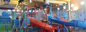 As america's largest indoor water park, you will find tube waterslides, body slides, family raft rides, a wave pool, lazy river, water coaster, water play structure, activity pools, toddler zero depth entry activity pools, swim up. 4 Modest Indoor Water Parks In Missouri Free Fun Guides
