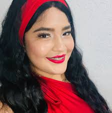 Eva Jaquelinee Chavarria added...