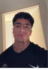 Malik Ross's Instagram, Twitter & Facebook