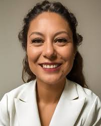 Lori Maestas's Instagram, Twitter & Facebook