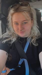 Hi y'all! My name is emma and I am either looking for a room to rent or to  team up with somebody About me I love being outside whether that is in