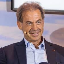 Last week I attended Super Return in Berlin : thank you Anne Drif for a  great keynote and subsequent article in this morning's Les Echos. The  conference's zeitgeist was definitely “Long Europe”