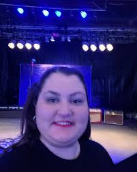 Waiting for Drake Bell to Perform