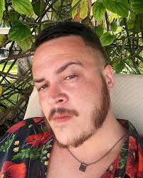 Leonardo Russo (@falandoemrusso) • Instagram photos and videos