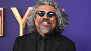 Dave Bautista shares new photos from the set of “The Last Showgirl”