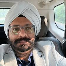 JUST IN: S&P Global Ratings has issued a credit rating to Michael Saylor's  Strategy, the first time for any #Bitcoin treasury company 👀