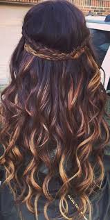 To enhance the effect, wave the highlighted front and see the difference. 23 Balayage Long Curly Hair Color Hairstyle Woman
