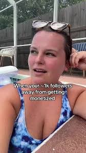 Carly Cagle's Instagram, Twitter & Facebook