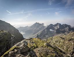 Wanderurlaub zwischen gletschergipfel und dolomitenkulisse. Wandern Klettern Hotel Traube Lienz