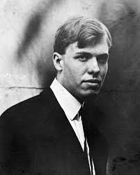 It's back-to-school season so we're sharing Edward Hopper's Nyack High  School graduation photo. ⁣ ⁣ His artistic skills garnered him accolades in  drawing and geometry during the New York State Regents exams