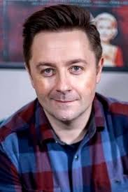 Reparto de Beer Money (película 2001). Dirigida por Joshua Butler